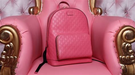 GUCCI MADE ME PINK CUSTOM LUGGAGE! 